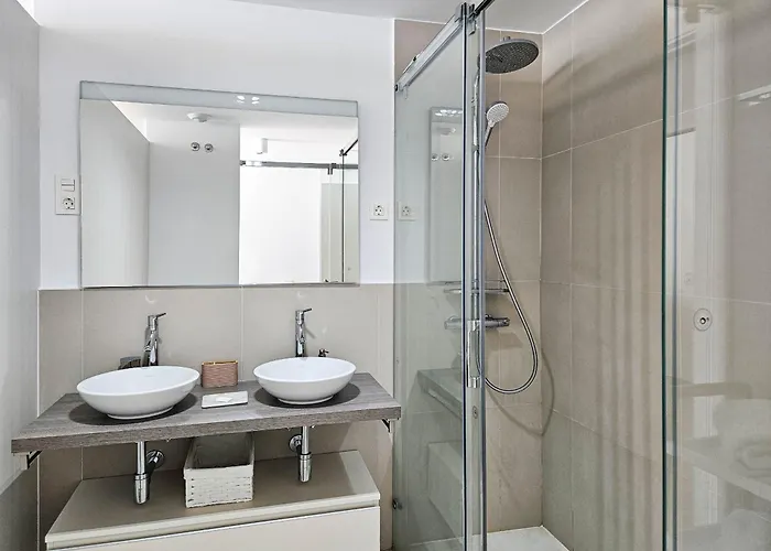 Stunning Sea Views At Stupa Hills Apartament Benalmádena
