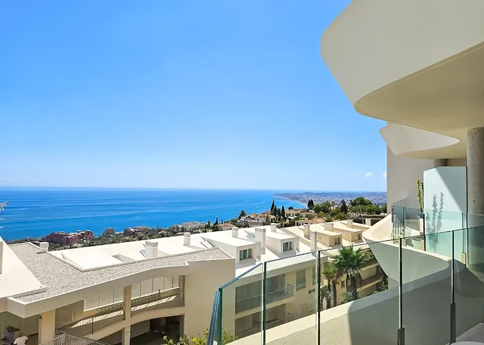 Stunning Sea Views At Stupa Hills Apartament Benalmádena