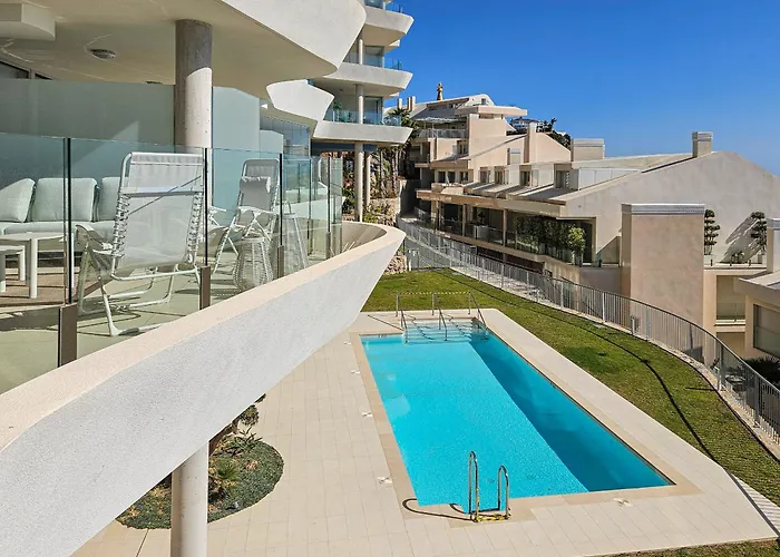 Stunning Sea Views At Stupa Hills Apartament *