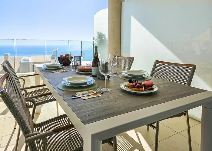 Stunning Sea Views At Stupa Hills Apartament Benalmádena